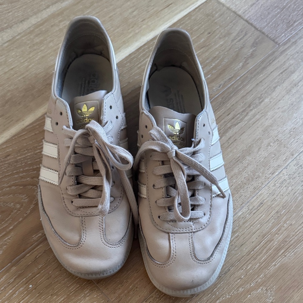 Beige leather adidas samba sneaker men size 9